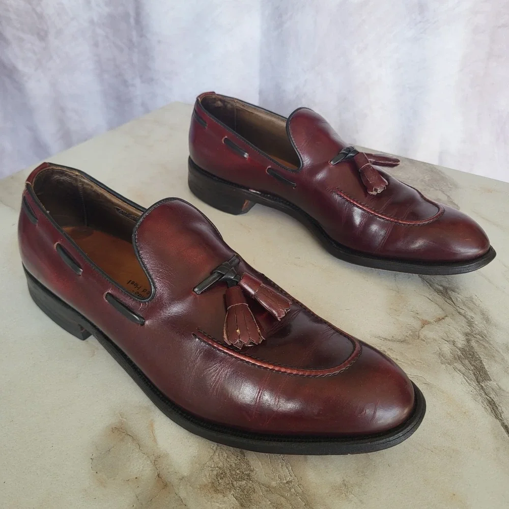 Allen Edmonds Saratoga Tassel Loafers Size 9.5 AA Oxeblood Red